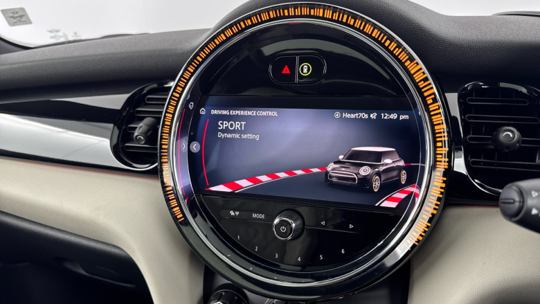 MINI Hatchback 135kW Cooper S Level 3 33kWh 3dr Auto Electric Hatchback